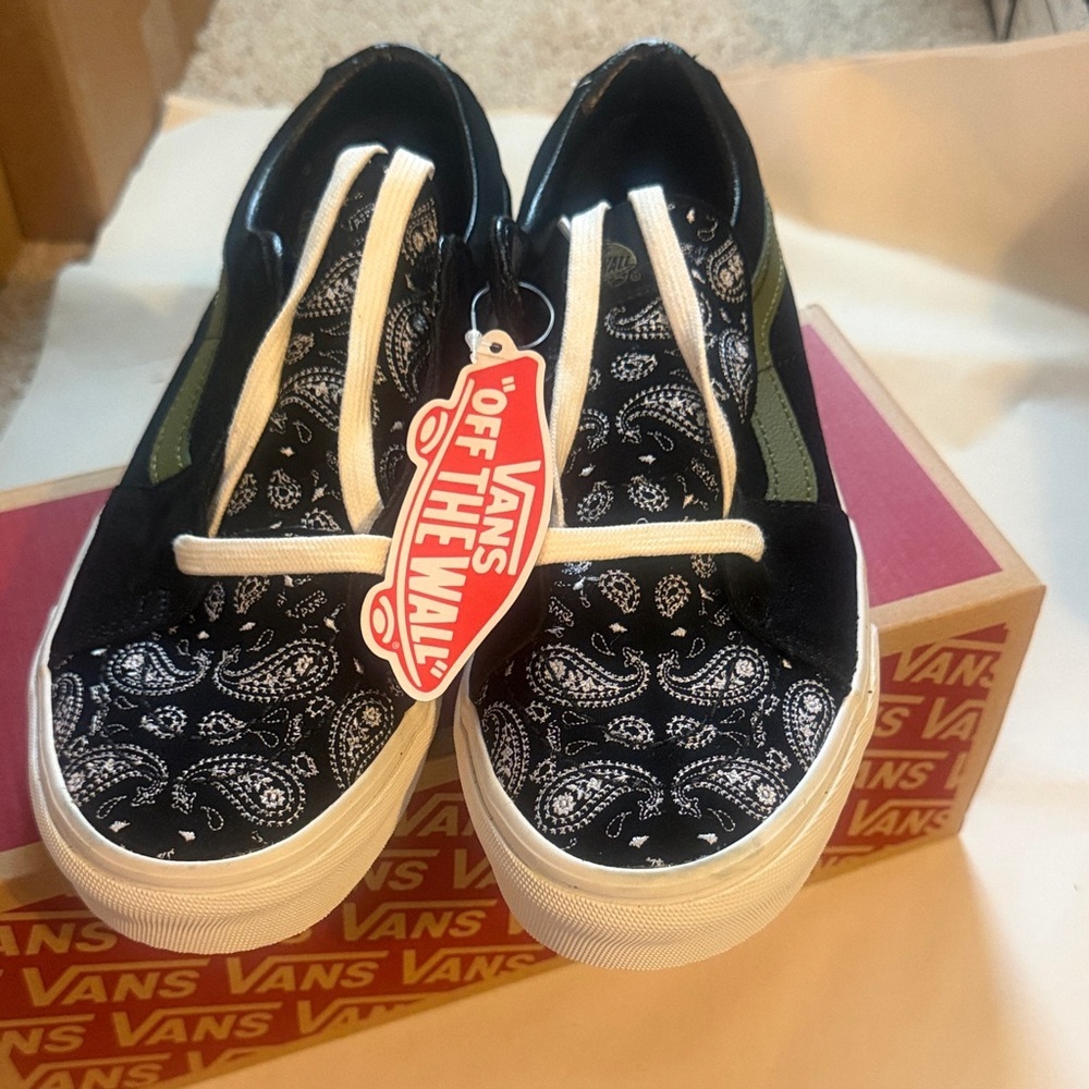 Vans Black Paisley Old Skool with Olive Side Stripe - Picture 8 of 10